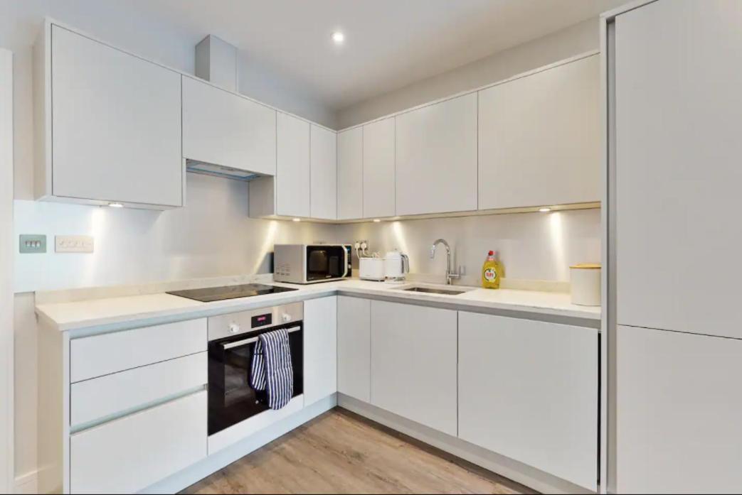 דירות לונדון Amazing 2Bed Flat 10Min To Wimbledon Tennis Courts מראה חיצוני תמונה